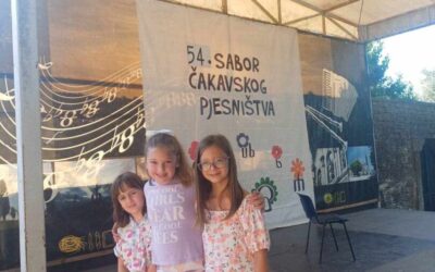 Posebno pohvaljene učenice s natječaja “Di ca slaje zvoni”