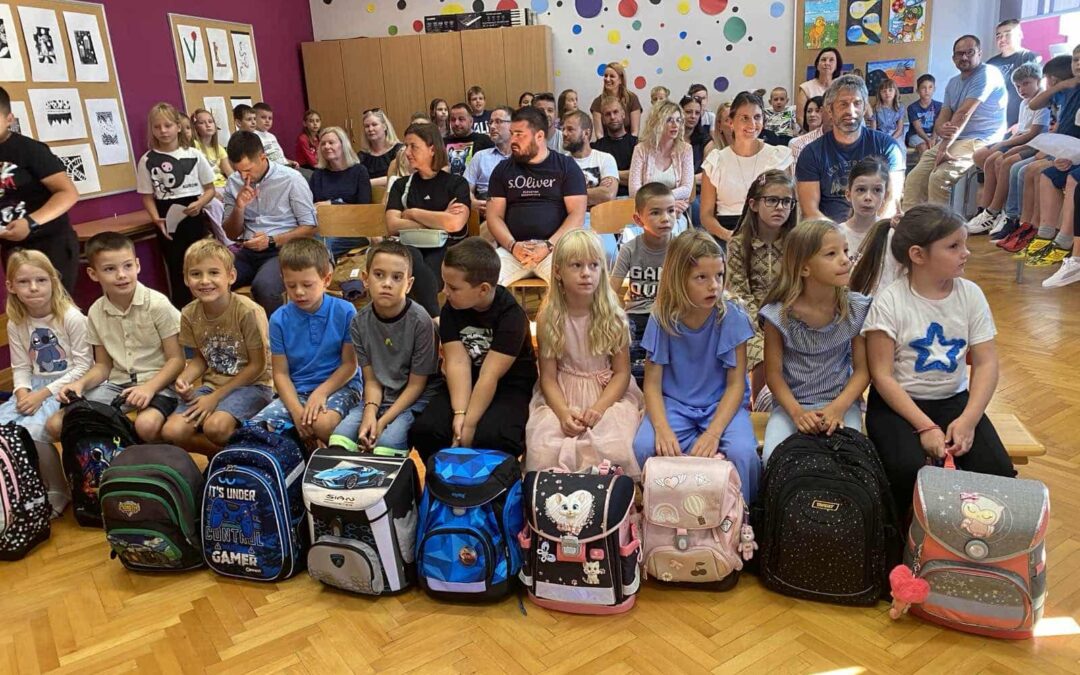Veseli početak školske godine za naše prvašiće