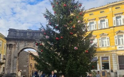 Blagdanska izvanučionička nastava učenika razredne nastave u Puli