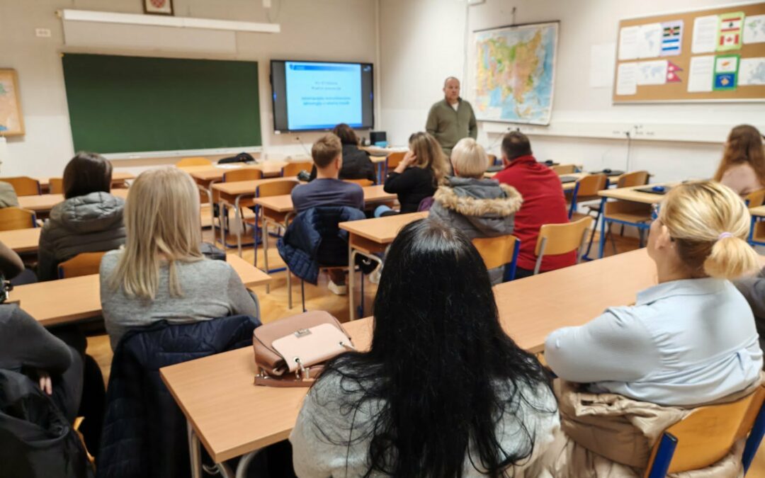 Informacijsko-komunikacijska tehnologija u rukama mladih – edukativno predavanje za roditelje u Mjesecu borbe protiv ovisnosti