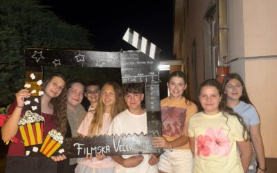 Tradicija u oku kamere –  Filmska večer u našoj školi